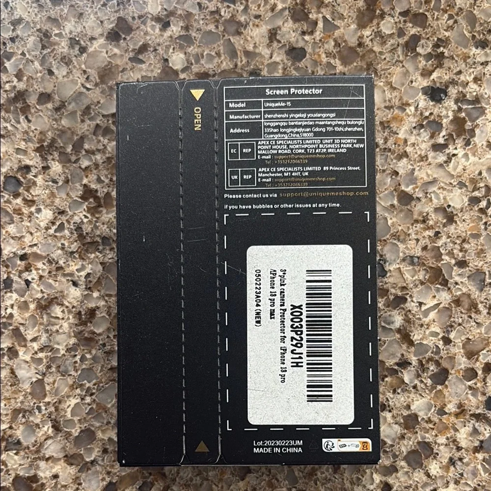 UniqueMe Screen Protector - Picture 2 of 3